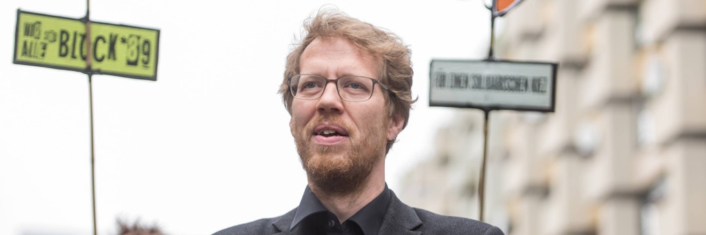 Der Berliner Senat hat Friedrichhain-Kreuzbergs Bezirksbaustadtrat Florian Schmidt (Grüne) vom Vorwurf der Aktenmanipulation entlastet.