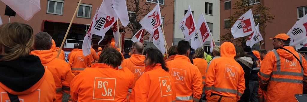 Mitarbeiter der BSR während eines früheren Warnstreiks.