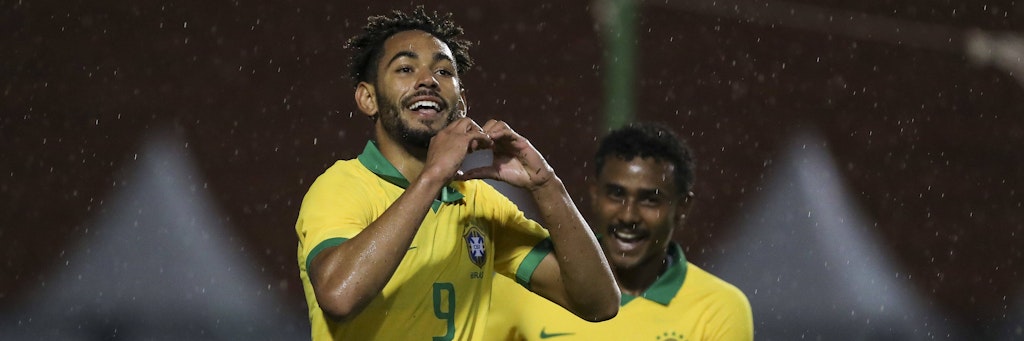 Freude pur! Herthas Cunha darf jetzt endgültig sein Debüt bei der Selecao feiern.