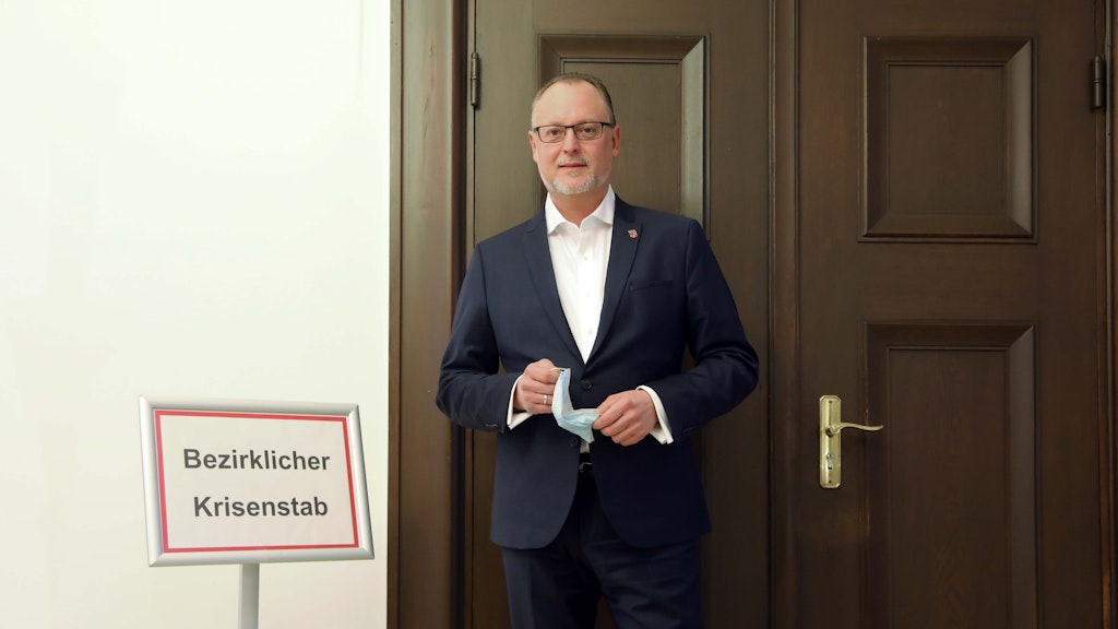  Falko Liecke (47) preist den Einsatzwillen seiner Kollegen im Gesundheitsamt.