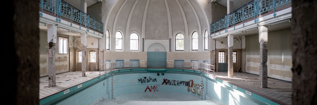 Ein Blick in das historische Stadtbad Steglitz. Das einstige Vorzeigeprojekt der preußischen Landgemeinde Steglitz wurde im Jahr 1908 eröffnet. Ab dem 26.10.2020 beginnt die Suche nach Interessenten für die künftige Nutzung des Stadtbades, dann startet das Interessenbekundungsverfahren durch die Berliner Immobilienmanagement GmbH (BIM).