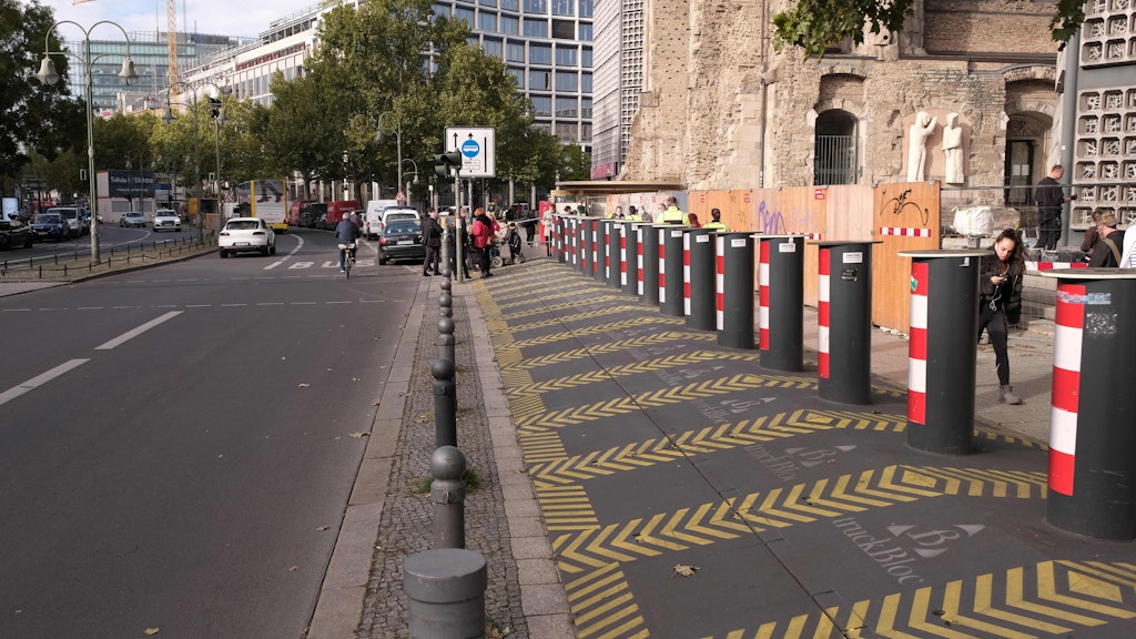 Für viele Rollstuhlfahrer sind die Schwellen ein unüberwindbares Hindernis.