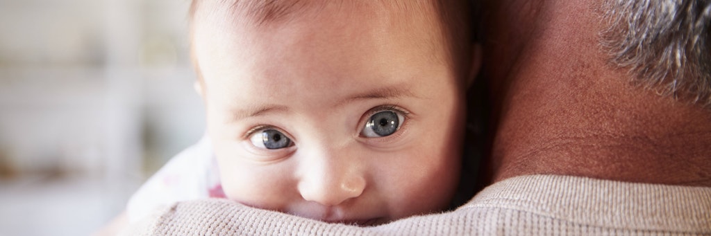 Niemand sollte sich von der Hilflosigkeit täuschen lassen. Das Baby ist der echte Boss.<br>