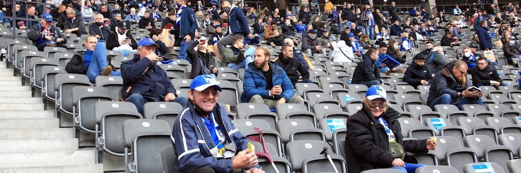Am vergangenen Sonntag saßen noch Fans bei der Mitgliederversammlung in der Ostkurve. Darf an diesem Sonntag schon niemand mehr rein?