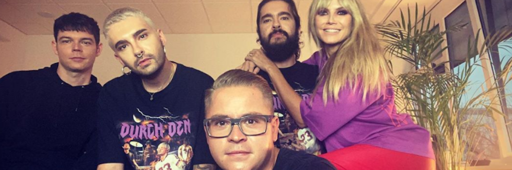 Heidi Klum und ihr Mann Tom Kaulitz zusammen mit den anderen Bandmitgliedern von Tokio Hotel.