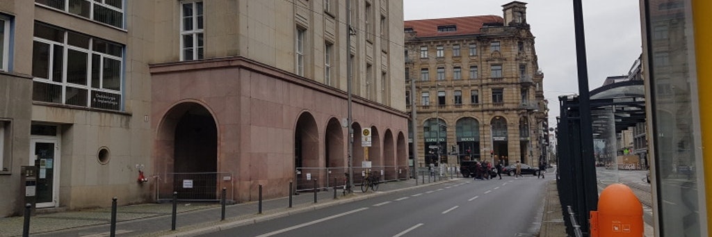 Der Bereich, in dem der Sprengsatz detonierte, wurde abgesperrt. <br>