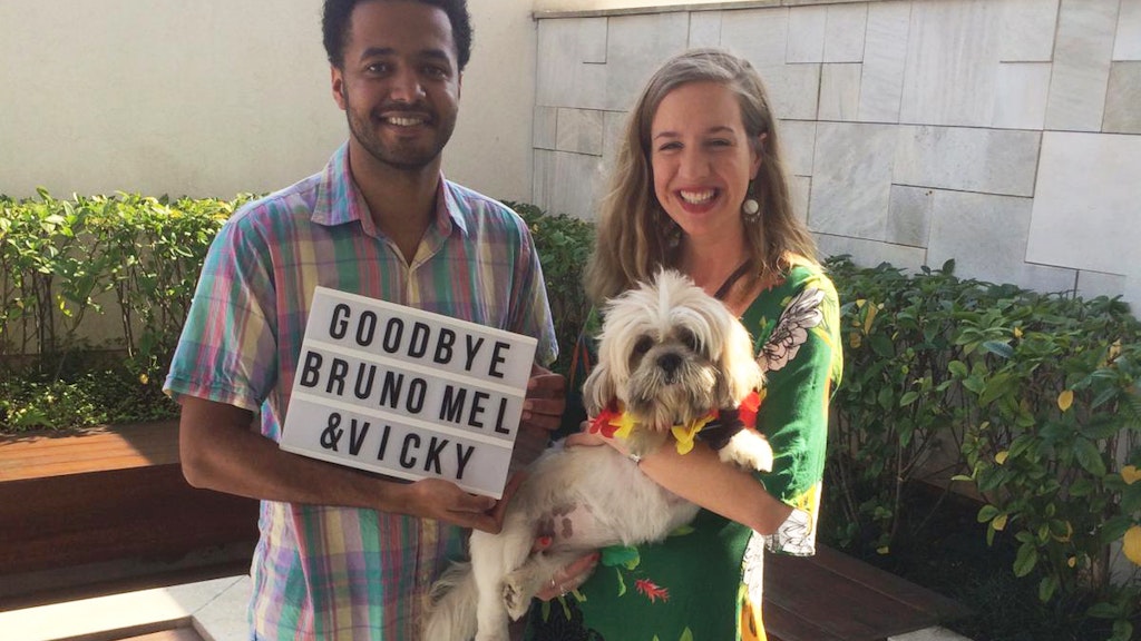 Viktoria Rohde mit Ehemann Bruno und Hündin Mel in Brasilien – kurz, bevor das Paar mit dem Tier nach Deutschland auswanderte.