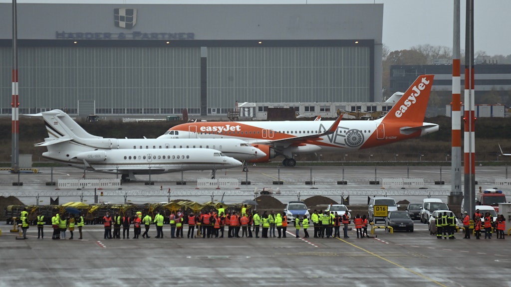 Die ersten Maschinen sind da, der Flughafen BER ist eröffnet.