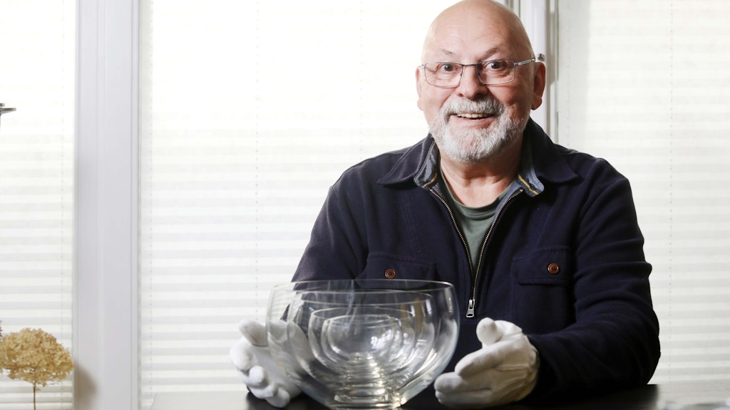 Günter Höhne hat eine umfassende Sammlung an DDR-Design Schätzen zusammengetragen. Besonders stolz ist er auf eine Schüssel-in-Schüssel-Kombination von Marlies Ameling.