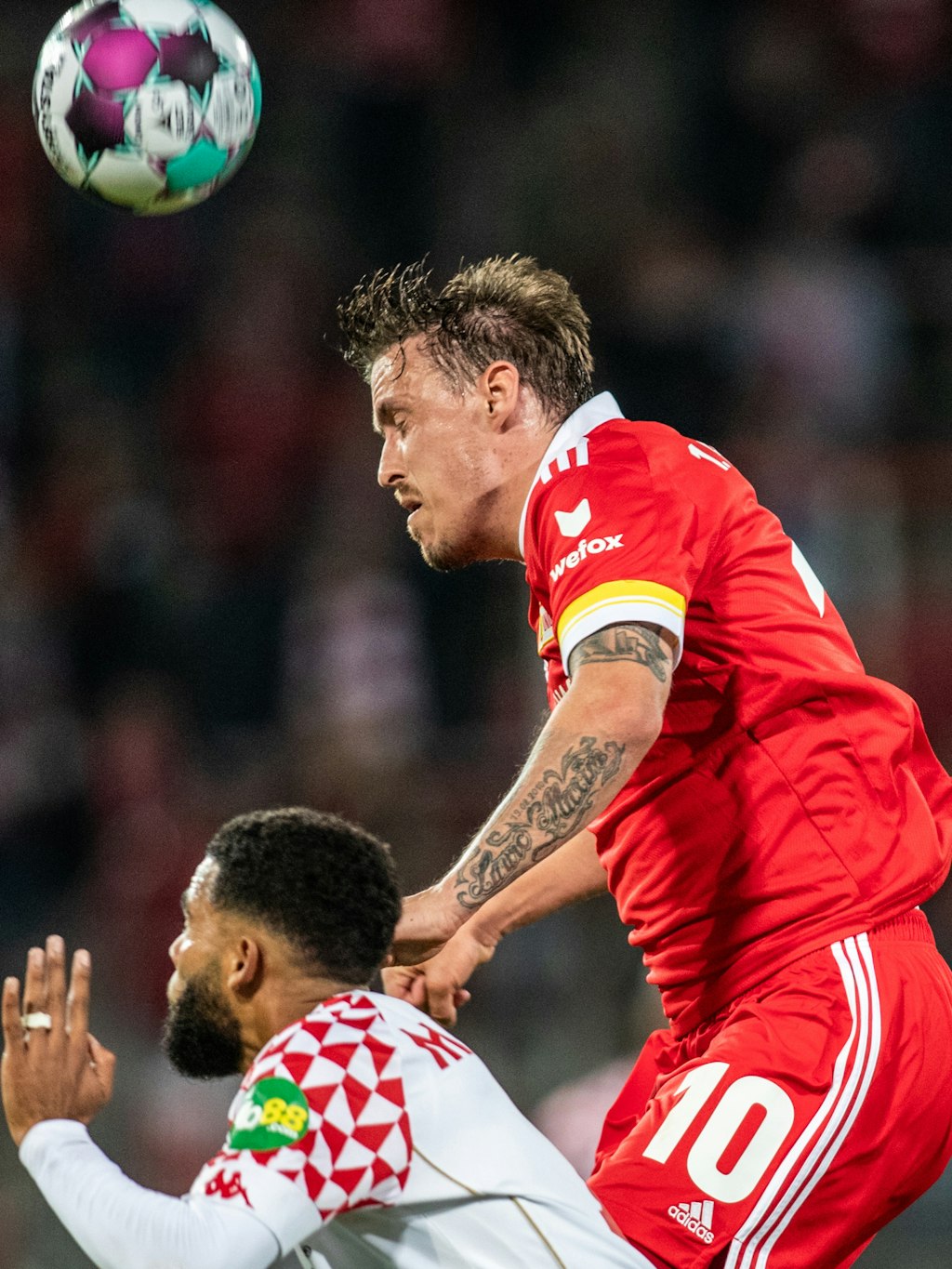 Jeremiah St. Juste unten, Unions Max Kruse obenauf! Unions Kreativspieler will gegen Hannover weitere Minuten auf die Uhr kriegen. 