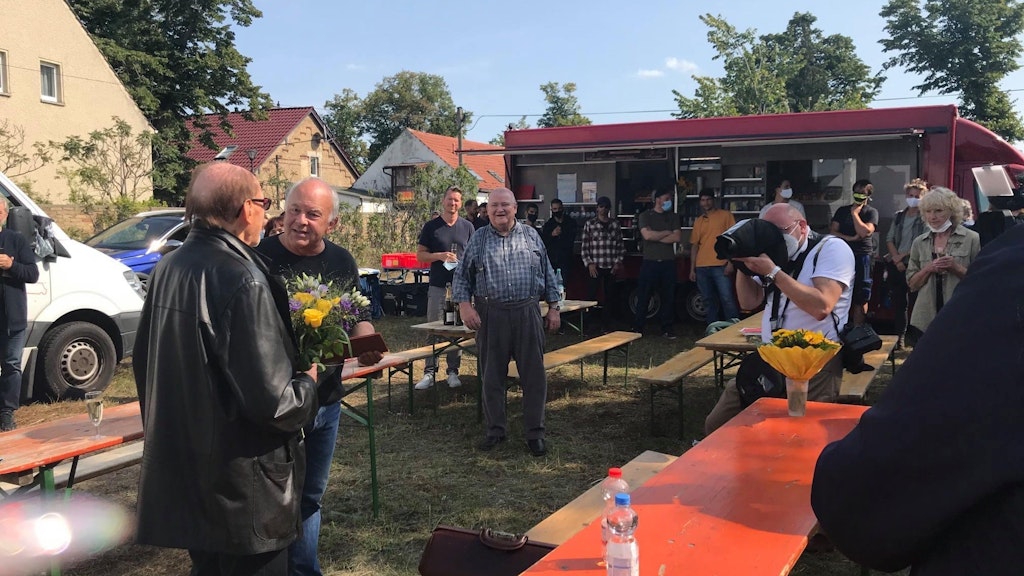 Herbert Köfer mit Regisseur Bernd Böhnisch und Horst Krause beim Dreh des TV-Films „Krauses Zukunft“ in Brandenburg.