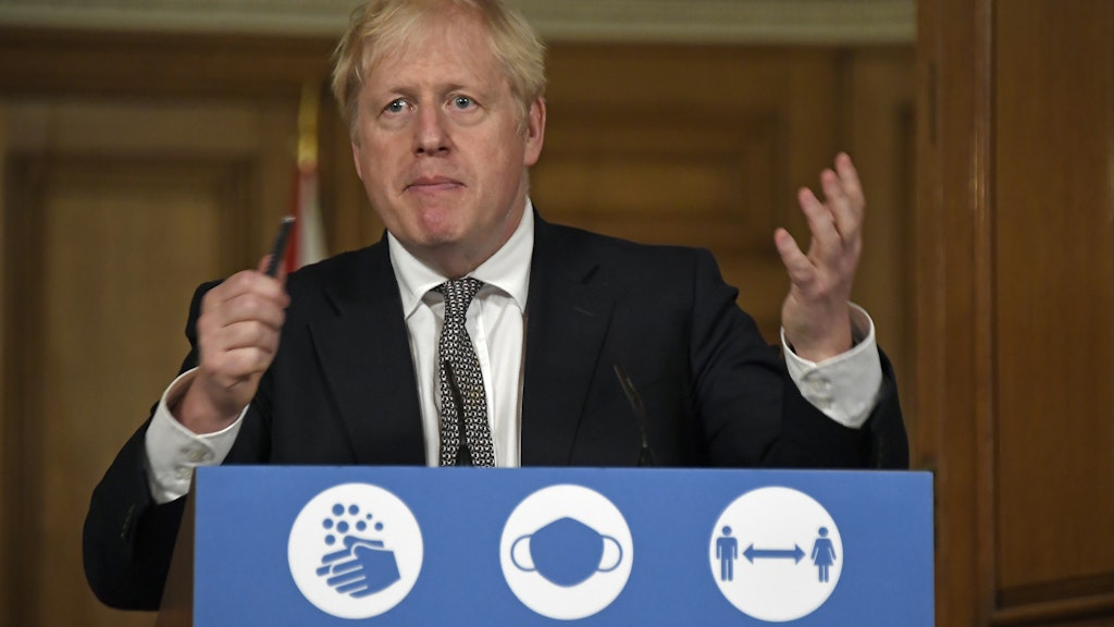 Premierminister Boris Johnson gab dem Druck nach und kündigte für England einen Teil-Lockdown an.