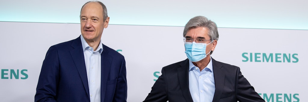 Joe Kaeser (r.) und sein Vize Roland Busch, der die Siemens-Führung im Februar 2021 übernehmen soll, bei Kaesers letzter Bilanzvorstellung. 