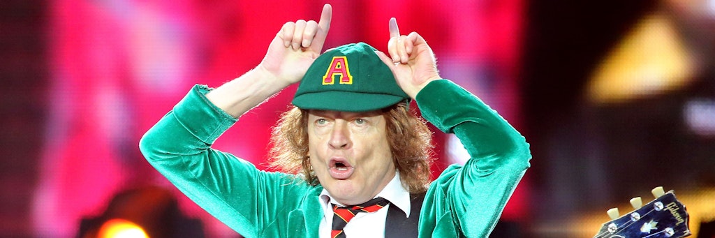 AC/DC-Leadgitarrist Angus Young beim Konzert in Leipzig. 