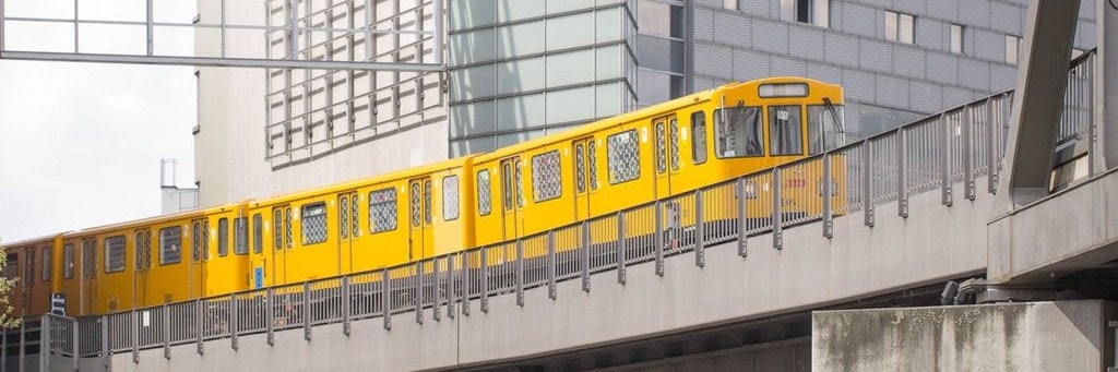 Die Berliner Verkehrsbetriebe sind mit über 14.000 Beschäftigten das größte landeseigene Unternehmen Berlins.