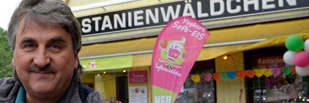 Norbert Raeder, Wirt des „Kastanienwäldchen“ in Reinickendorf, hat schon einmal Schüler in seinem Restaurant unterrichten lassen.
