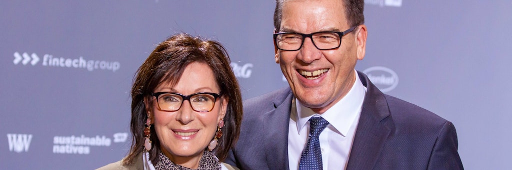 Entwicklungsminister Gerd Müller steht wegen Auslandsreisen it seiner Ehefrau Gertie Müller-Hoorensin der Kritik.