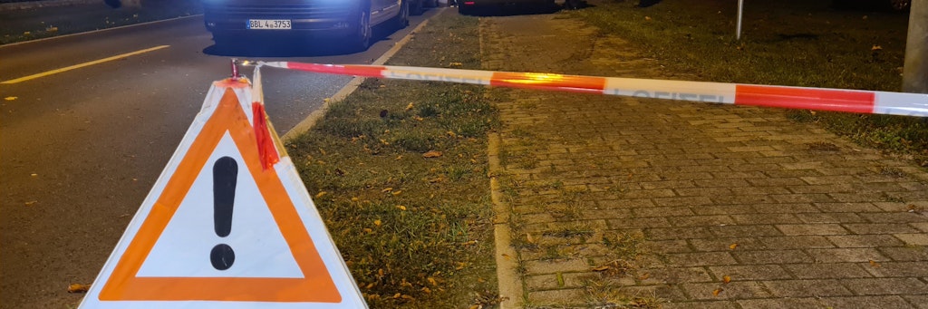 Eine tschetschenische Hochzeitsgesellschaft hat am Sonntag bei Kremmen einen Großeinsatz der Polizei ausgelöst.