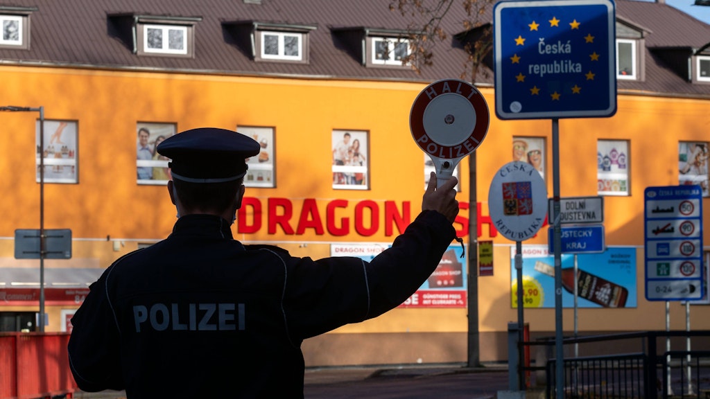Corona: Grenzkontrollen in Sachsen. 