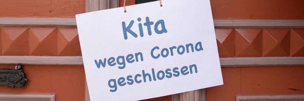 Hinweisschild in einer Kita in Reinickendorf.