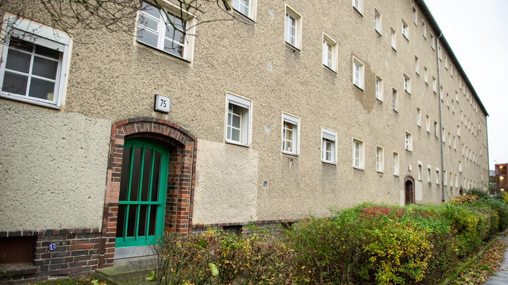Die Deutsche Wohnen darf die Miete für die Wohnung in der Siedlung An der Kappe rückwirkend ab 1. Februar 2018 von bisher 422,82 Euro auf 474,93 Euro erhöhen.<br>