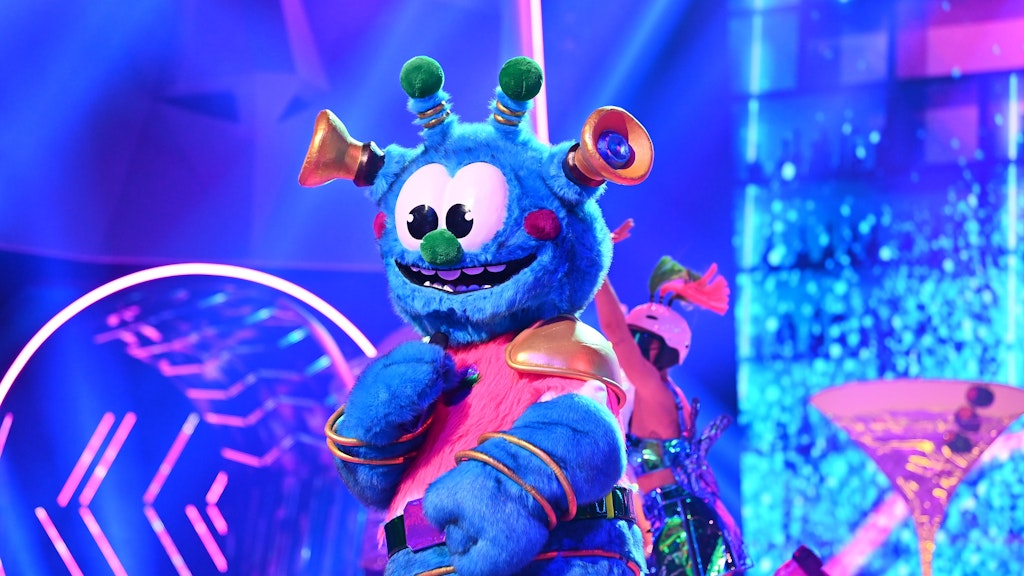 Welcher Promi steckt bei „The Masked Singer“ im Alien-Kostüm?