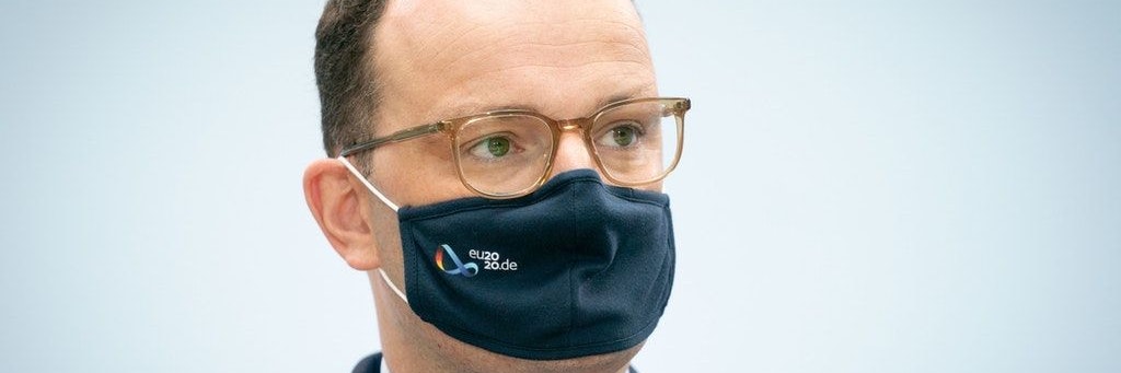 Der Bundesgesundheitsminister sichert mehr als 300 Millionen Impfdosen für Deutschland zu.
