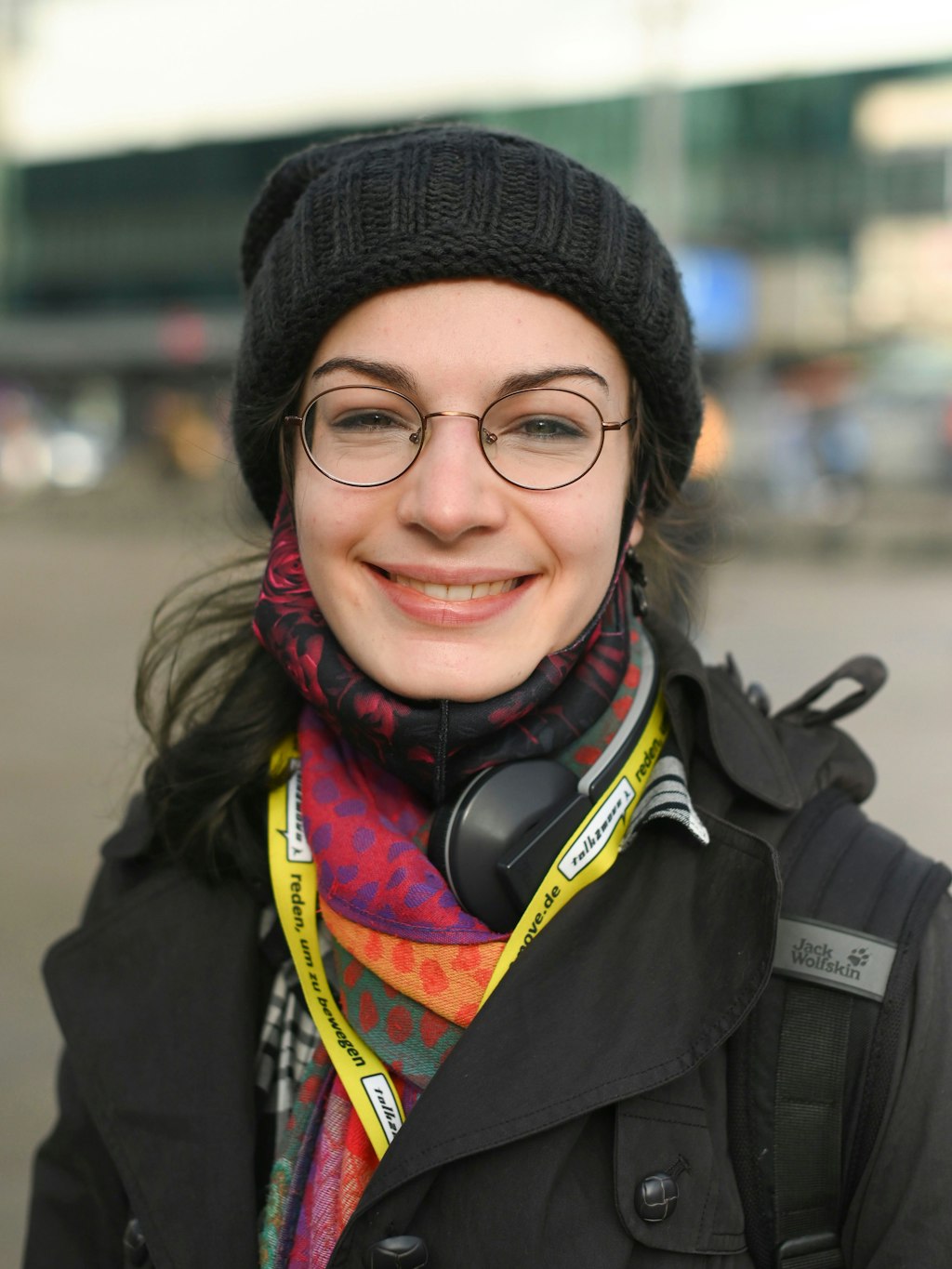 Rafaela (19) aus Zehlendorf findet es her problematisch, dass sie zu Weihnachten nicht in die Kirche gehen darf.