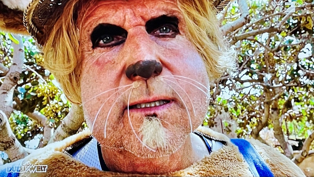 Ralf Moeller mit Hamster-Backen. 