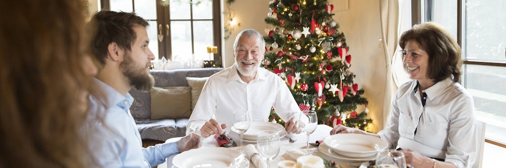 Zu fünft, zu zehnt? Weihnachten 2020 gibt’s wegen Corona besondere Regeln.