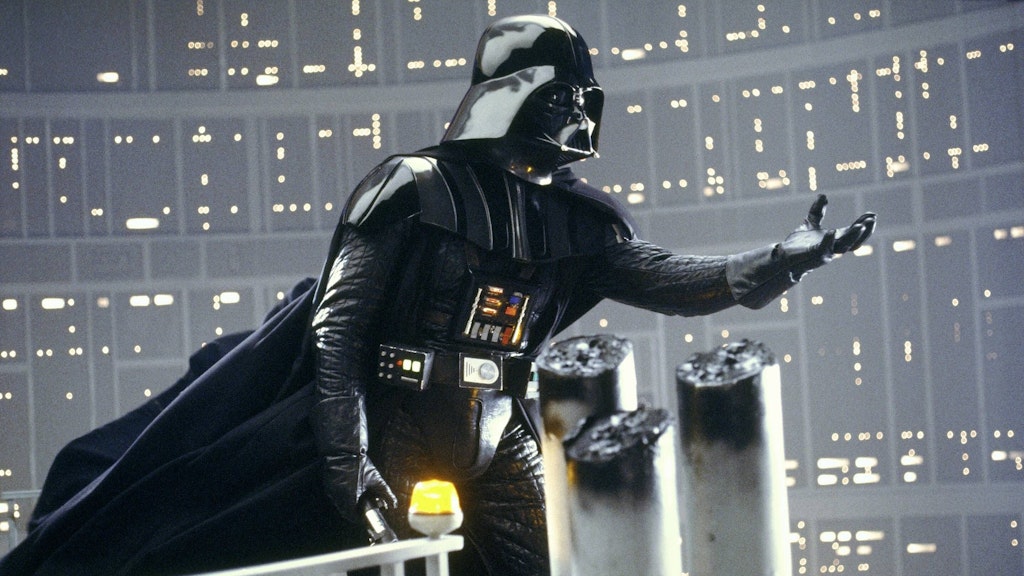 Darth Vader in einer Filmszene aus „Das Imperium schlägt zurück“.