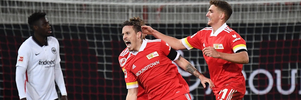 Fang den Schützen: Max Kruse eilt beseelt von dannen, Grischa Prömel (r.) versucht, dem Torschützen ein paar Streicheinheiten zukommen zu lassen.
