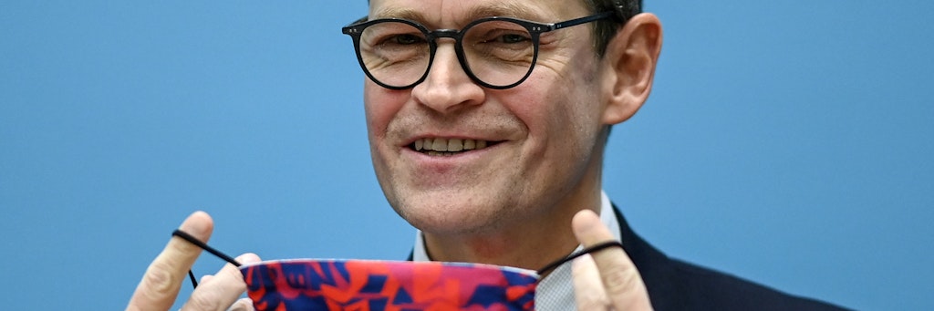 Nachdem Brandenburgs Landeschef Dietmar Woidke sich mit dem Virus infiziert hatte, wurden auch der Regierende Bürgermeister von Berlin getestet.