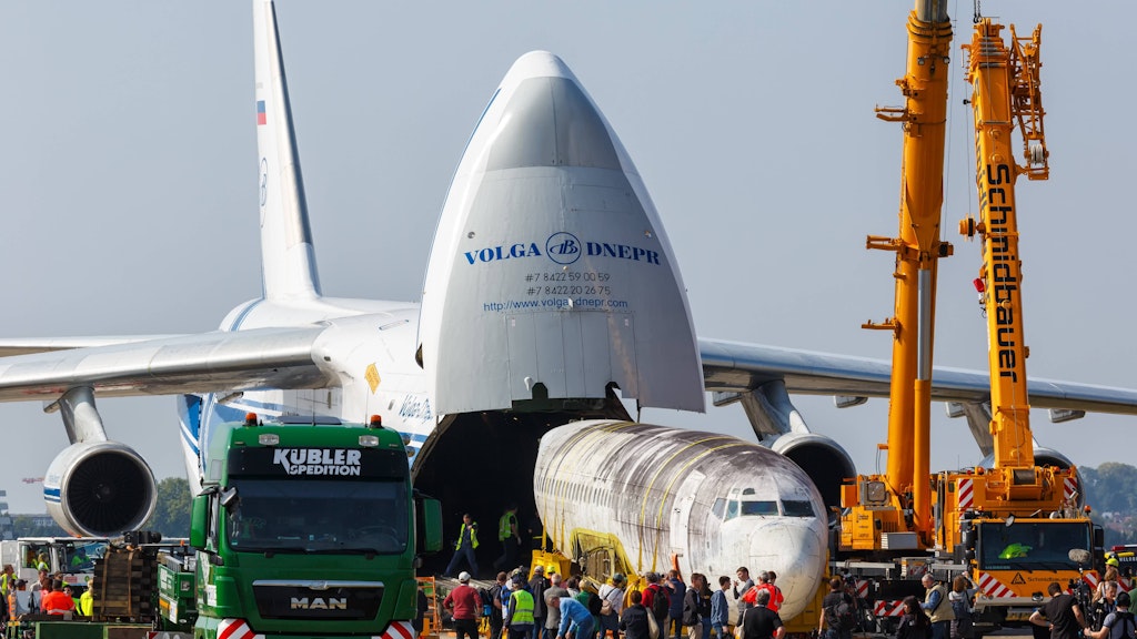 Am 23. September 2017 kommt die „Landshut“ zurück nach Deutschland. Eine russische Antonow landet mit dem Wrack der Boeing in Friedrichshafen.