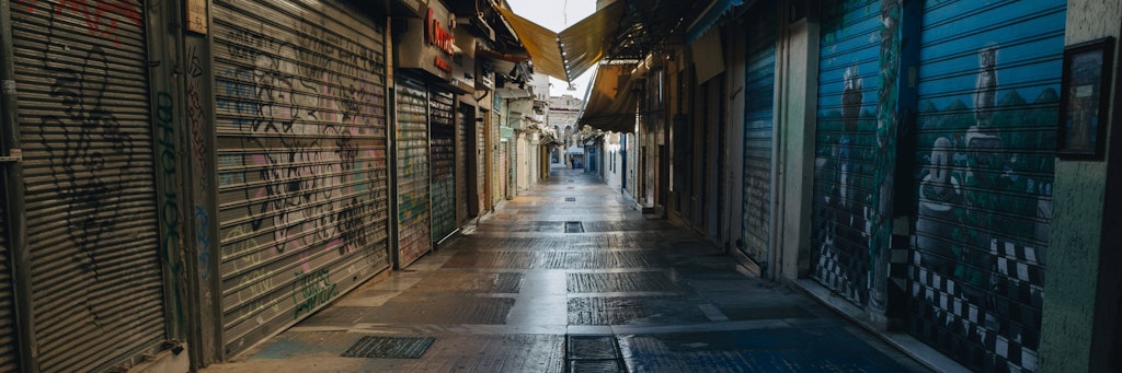 Kein Mensch ist in Athen zu sehen. Seit Samstag befindet sich Griechenland im Lockdown.