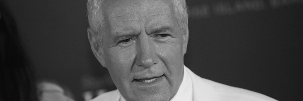 Moderator Alex Trebek war rund 36 Jahre lang Gastgeber der US-Ausgabe der Fernsehshow „ Jeopardy!“.