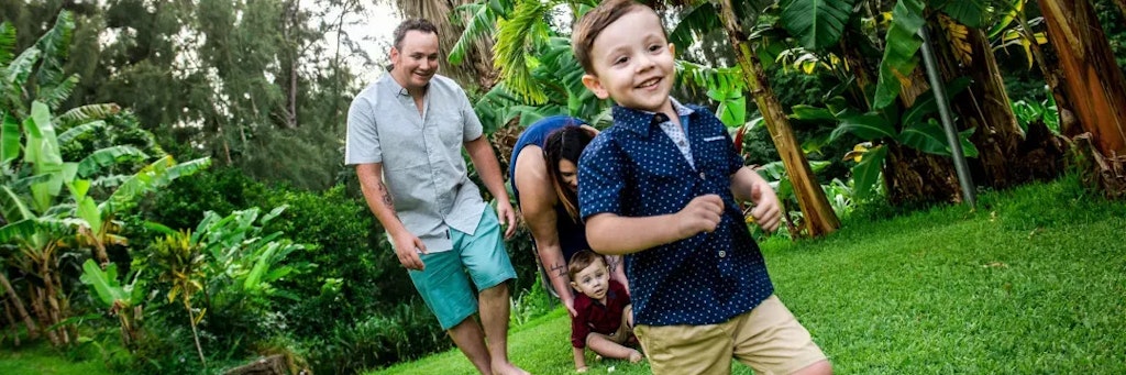 Seit einer gefühlten Ewigkeit haben Konny und Manu Reimann Sohn Jason mit seiner Frau und den Kindern Oli und Kealan (vorn) nicht mehr gesehen.