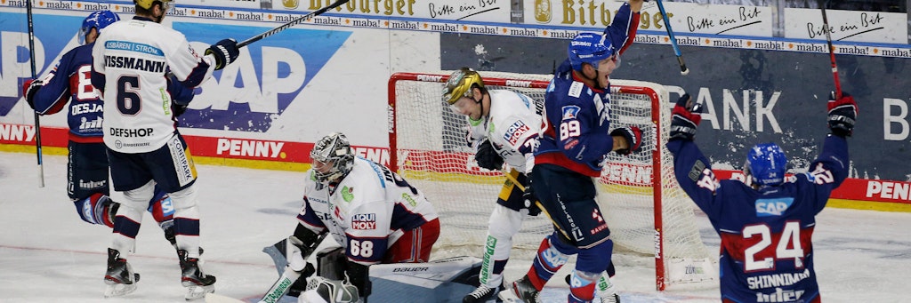 Beim Spiel in Mannheim mussten die Eisbären drei Gegentore hinnehmen.
