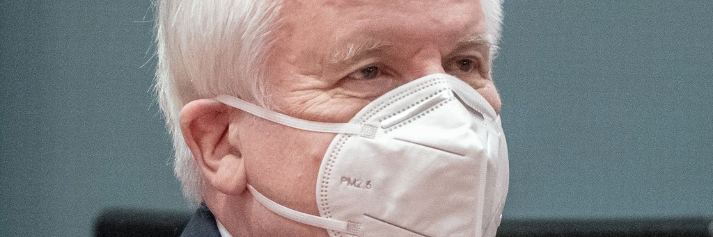 Bundesinnenminister Horst Seehofer (CSU) muss in Bayern bleiben. 