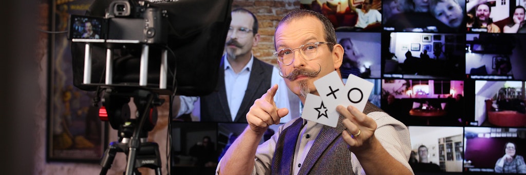Axel Hecklau ist der Star in Berlins erster interaktiver Zaubershow.