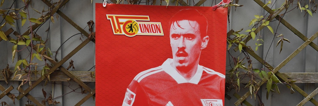Auf dem Ansetzungsplakat zum Heimspiel gegen den FC Bayern spielt Max Kruse noch eine wichtige Rolle. 