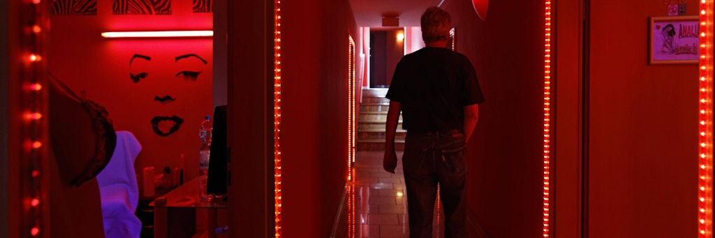 Im Rotlichtmilieu landen Tausende Opfer von Menschenhändlern und Schleusern.<br>