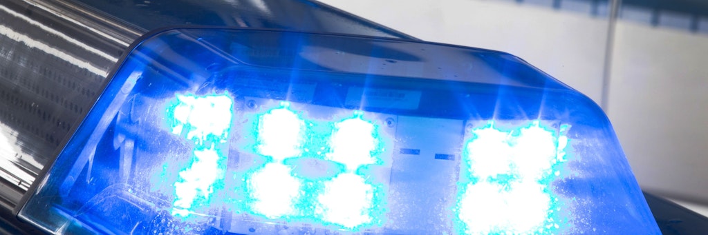 Die Polizei durchsuchte 16 Objekte in vier Bundesländern (Symbolbild).