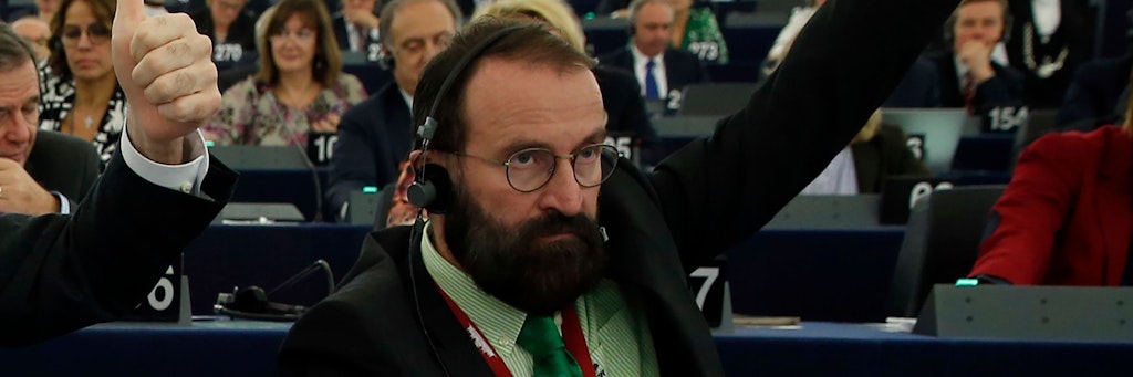 "Ich war anwesend", gestand der konservative Politiker Jozsef Szajer in einer Stellungnahme.