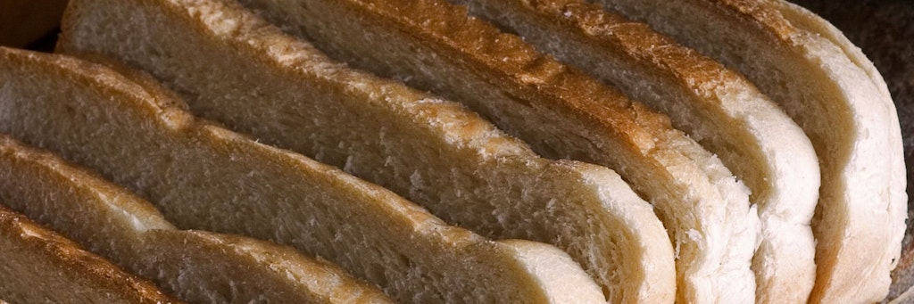 Die Zeitschrift „Öko-Test“ hat zwanzig verschiedene Sorten Vollkorntoast getestet. 