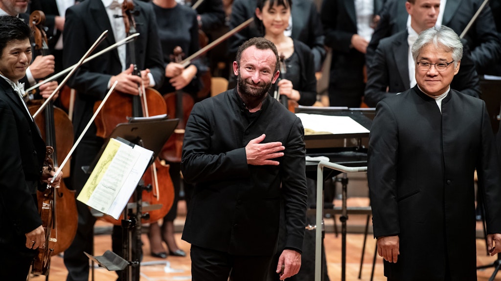 Kirill Petrenko, Chefdirigent der Berliner Philharmoniker, am Schluss seines Antrittskonzerts.