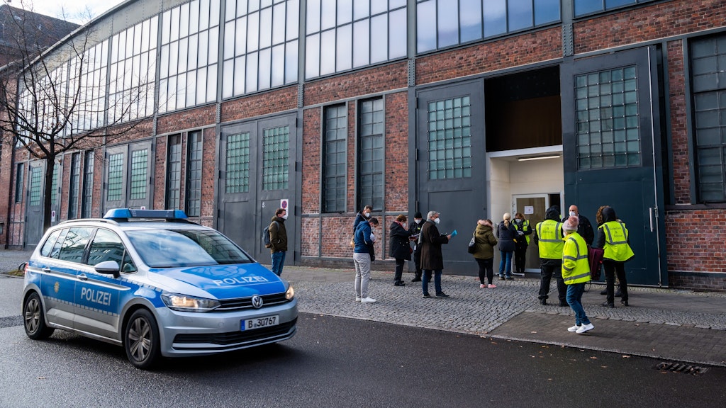 Das Impfzentrum in Treptow pausiert über den Jahreswechsel