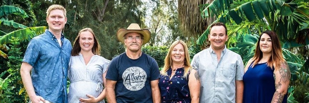 Manu und Konny Reimann mit ihren Kindern Janina (2.v.l mit Ehemann Coleman) und Jason (2.v.r. mit Ehefrau Hunter) . 