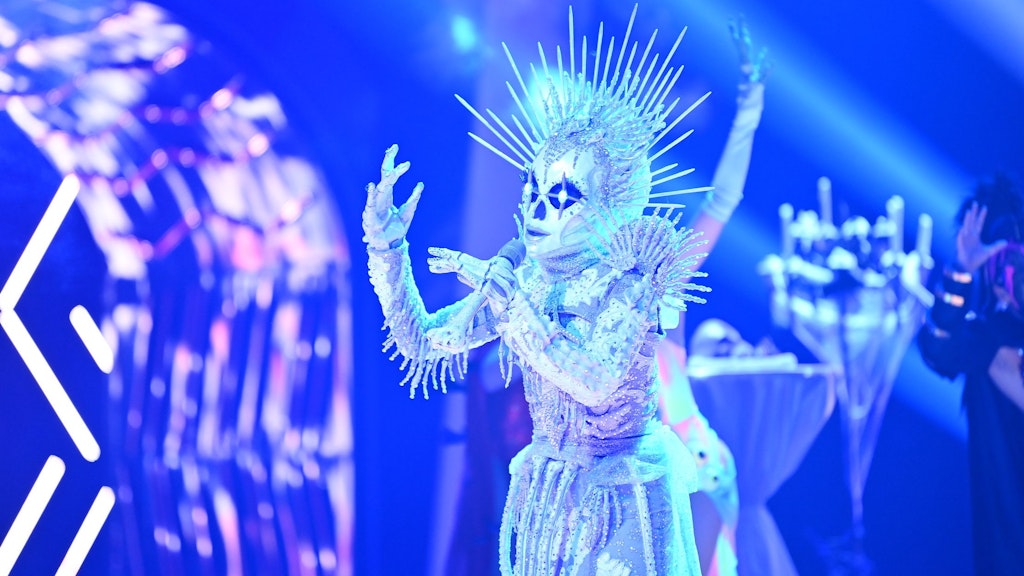 Das Skelett - Sarah Lombardi - gewann die dritte Staffel von „The Masked Singer“.