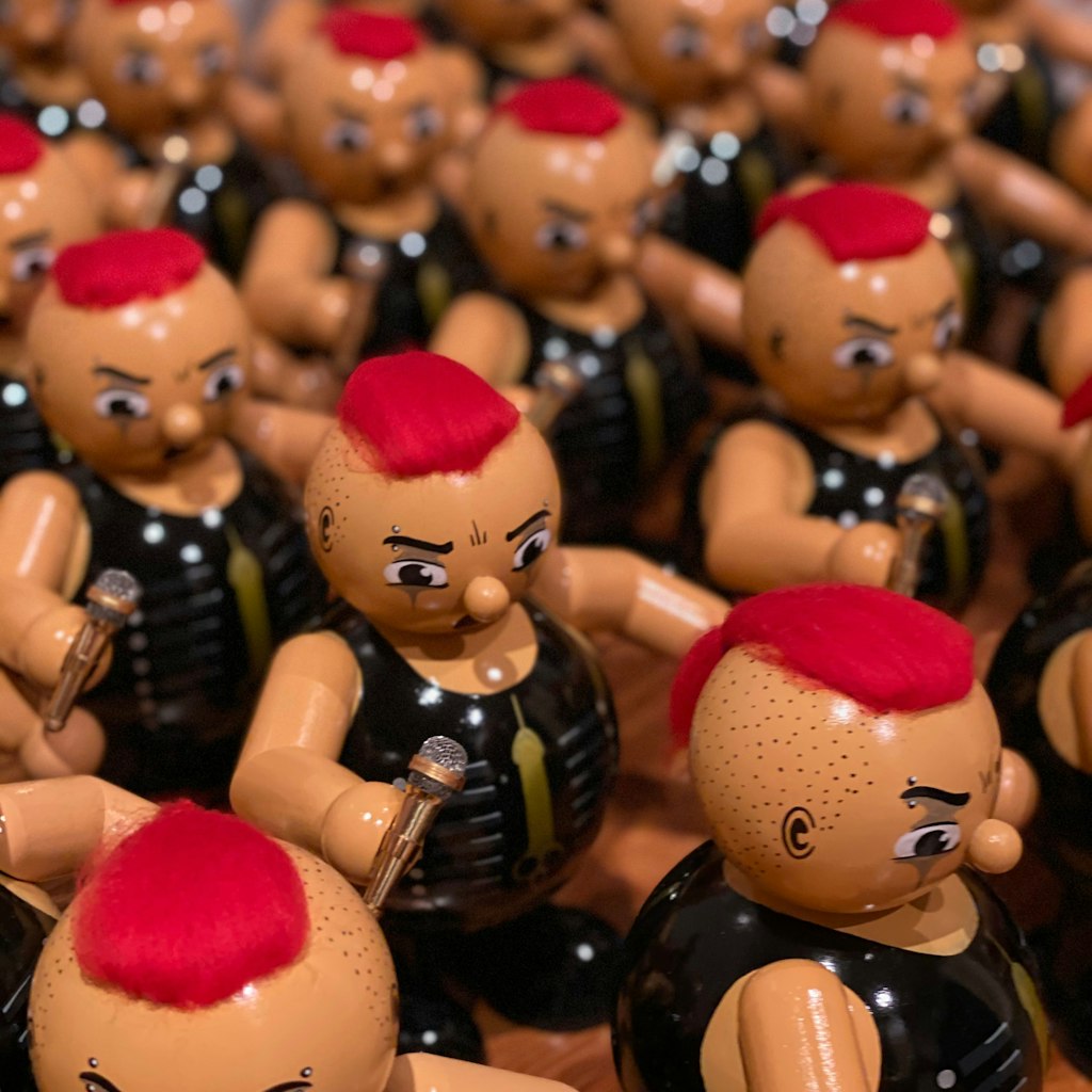 Das Räuchermännchen von Rammstein-Frontmann Till Lindemann war innerhalb weniger Stunden ausverkauft.